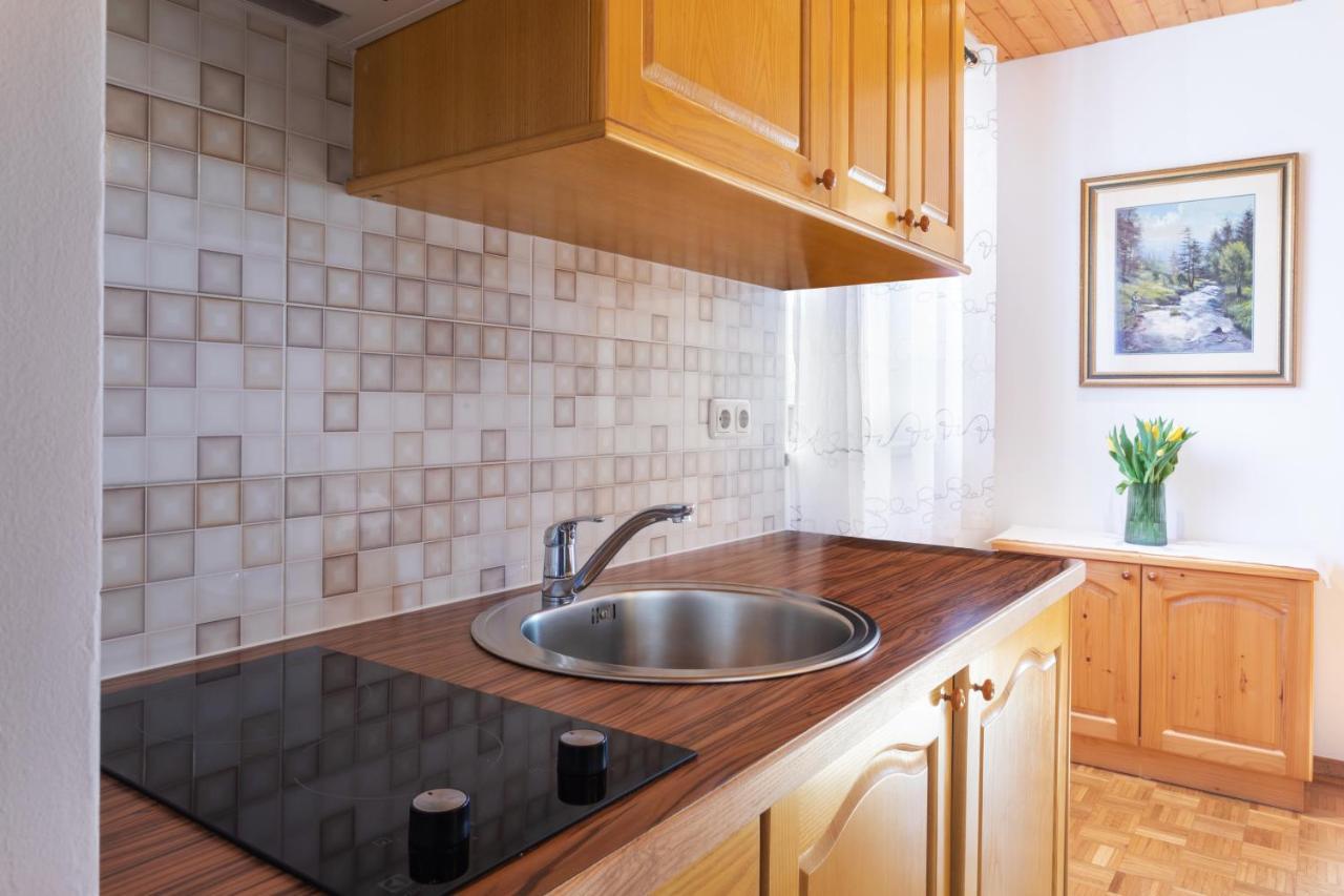 Holiday Lake Apartment